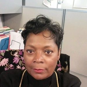 Meet your Posher, Brenda